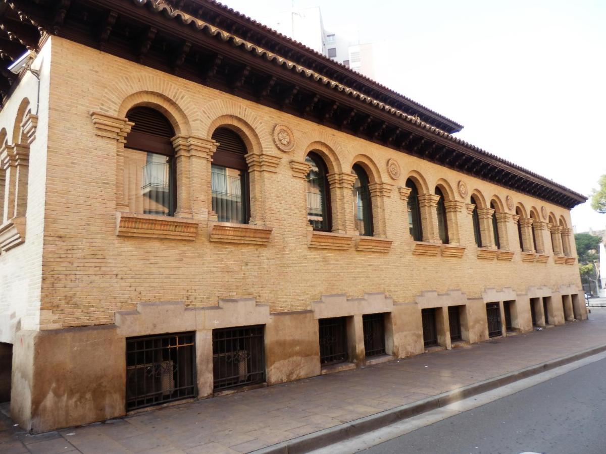 Apartamento Teatro Del Mercado Apartment Zaragoza Exterior photo